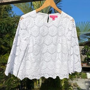 NWOT’s Lilly Pulitzer Lined Lace Blouse Size M